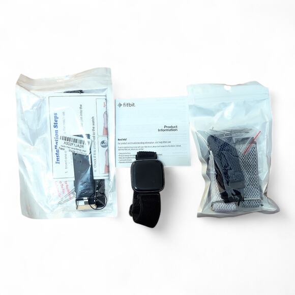 Fitbit Versa 2 Watch With 5 Bands And Charger Model FB507 Used Good Condition - Picture 4 of 7